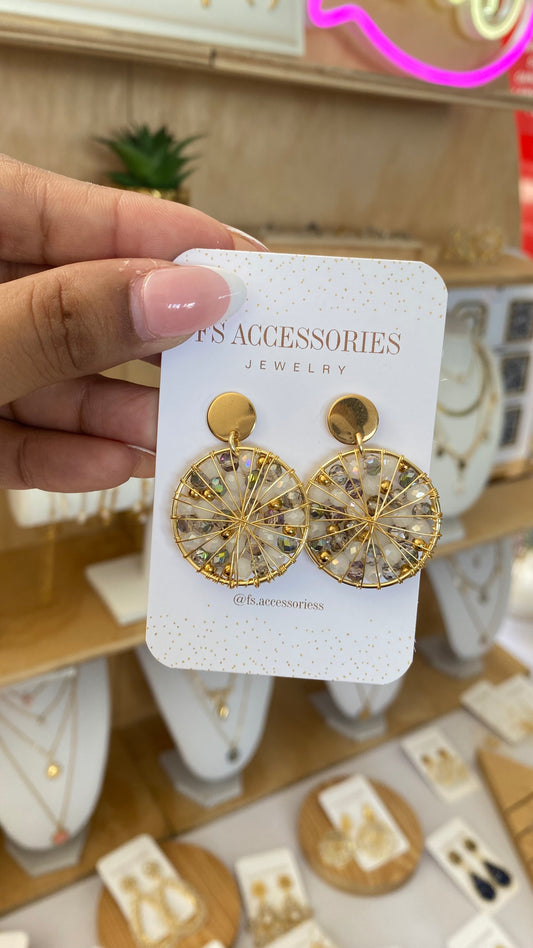 Medium Round Earrings w/stoppers